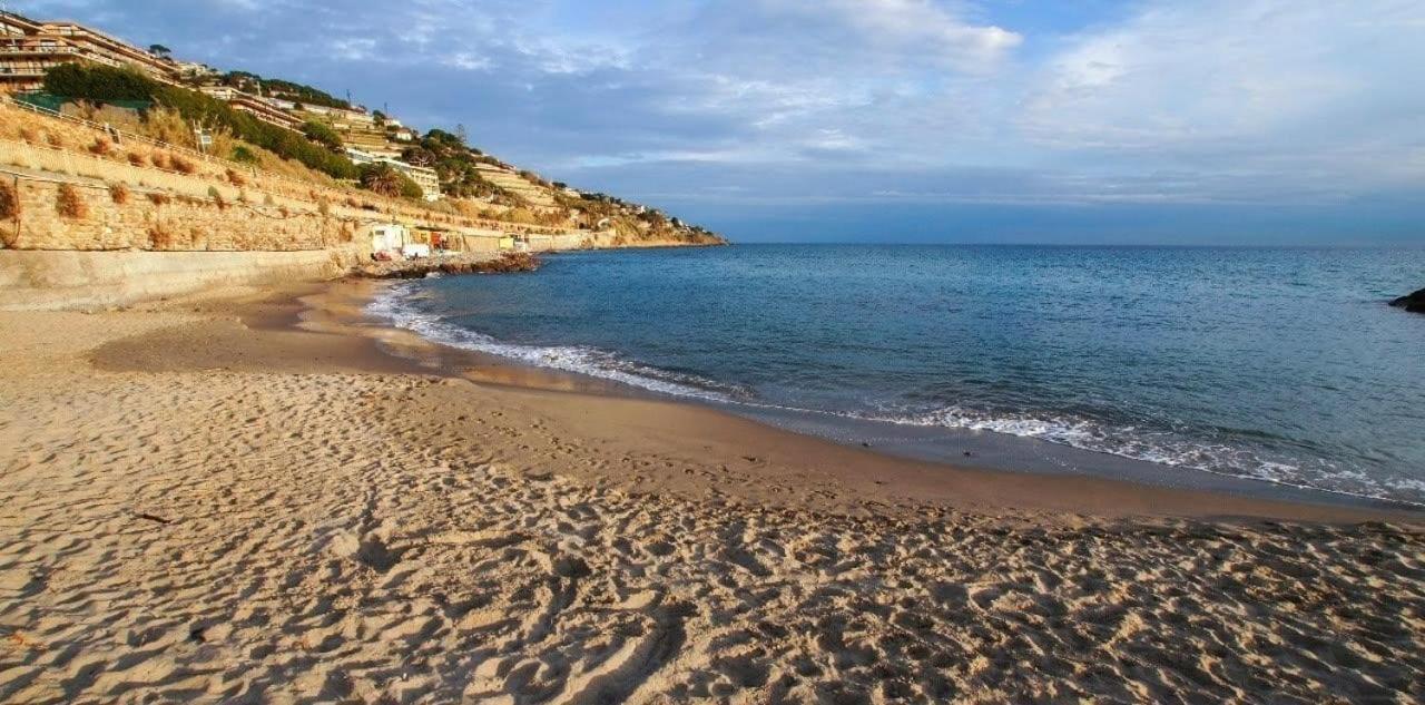 A 2 Passi Dal Mare Lägenhet Sanremo Exteriör bild