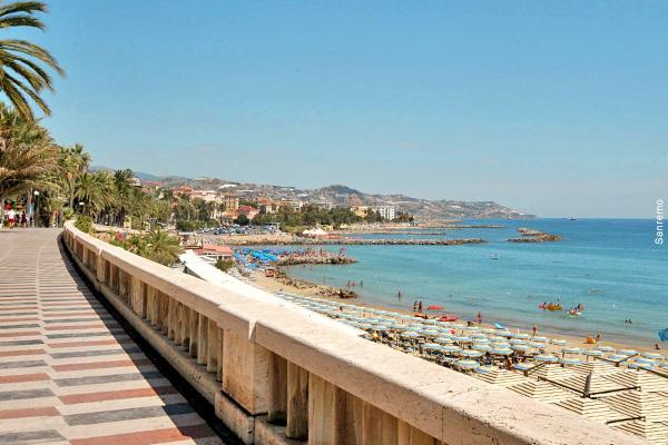 A 2 Passi Dal Mare Lägenhet Sanremo Exteriör bild